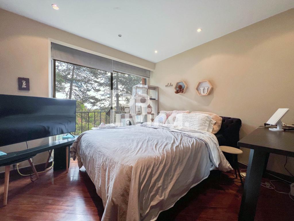 Apartamento en venta en Los Rosales, Bogotá · foto 15 de 16