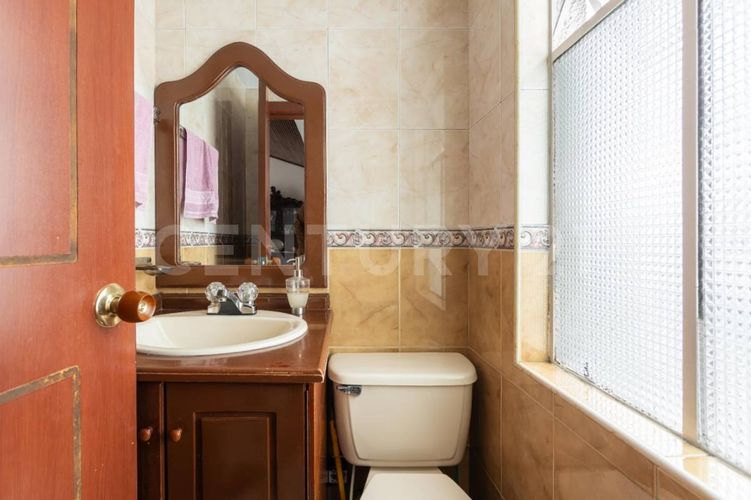 Casa de 4 alcobas en venta en Normandia Occidental, Bogotá, 192 m² · foto 8 de 22