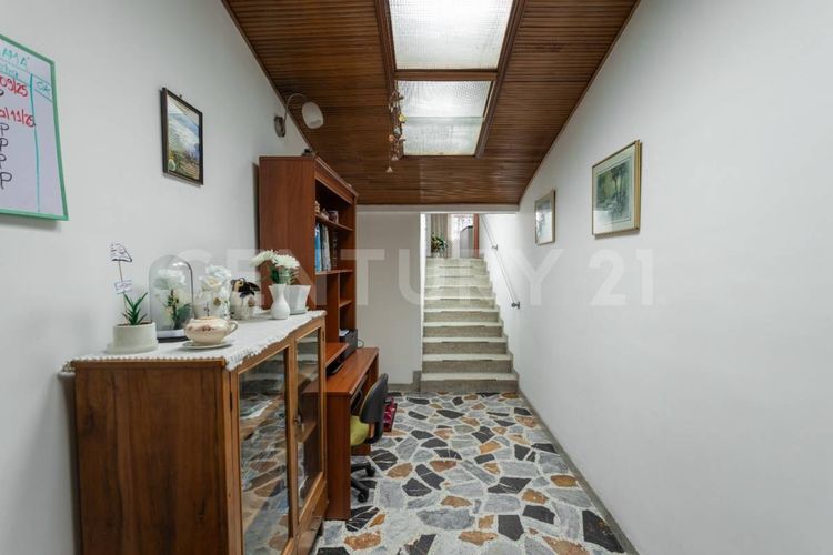 Casa de 4 alcobas en venta en Normandia Occidental, Bogotá, 192 m² · foto 10 de 22