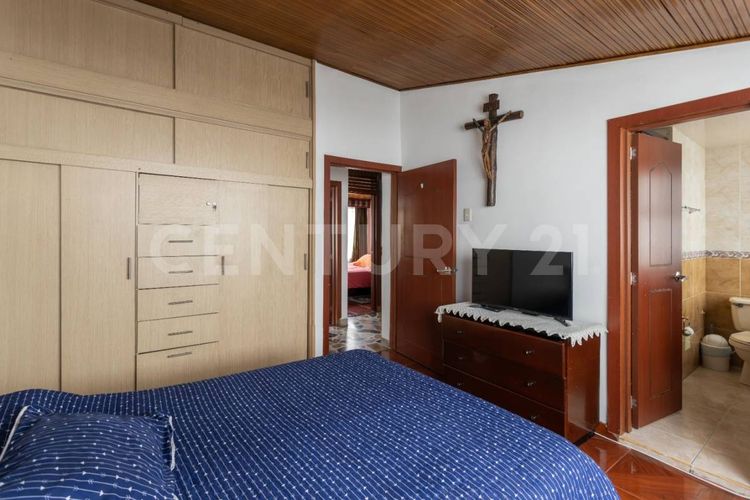 Casa de 4 alcobas en venta en Normandia Occidental, Bogotá, 192 m² · foto 12 de 22