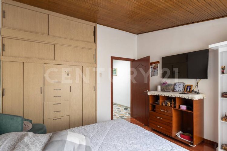 Casa de 4 alcobas en venta en Normandia Occidental, Bogotá, 192 m² · foto 18 de 22