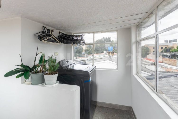 Casa de 4 alcobas en venta en Normandia Occidental, Bogotá, 192 m² · foto 21 de 22