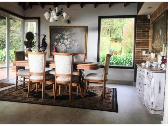Casa de 4 alcobas en venta en Altos Del Escobero, Envigado, 407 m² · foto 2 de 20