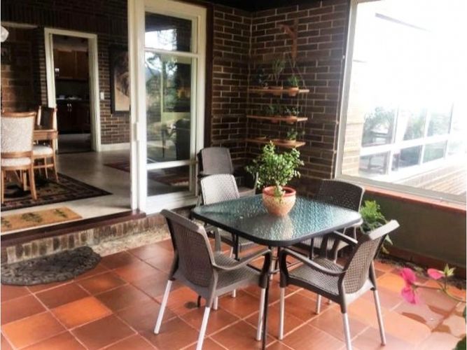 Casa de 4 alcobas en venta en Altos Del Escobero, Envigado, 407 m² · foto 10 de 20