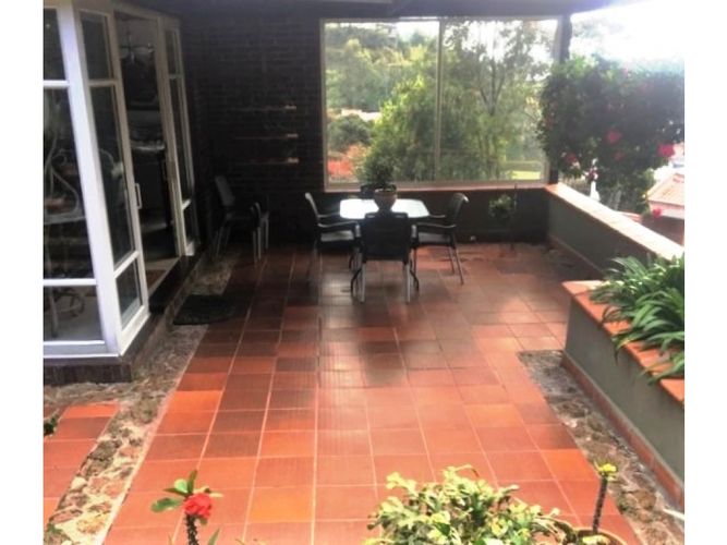 Casa de 4 alcobas en venta en Altos Del Escobero, Envigado, 407 m² · foto 14 de 20
