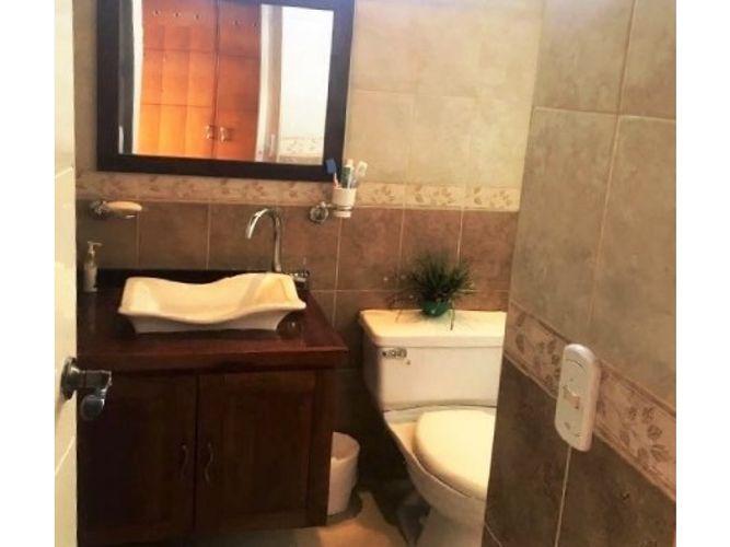 Casa de 4 alcobas en venta en Altos Del Escobero, Envigado, 407 m² · foto 19 de 20