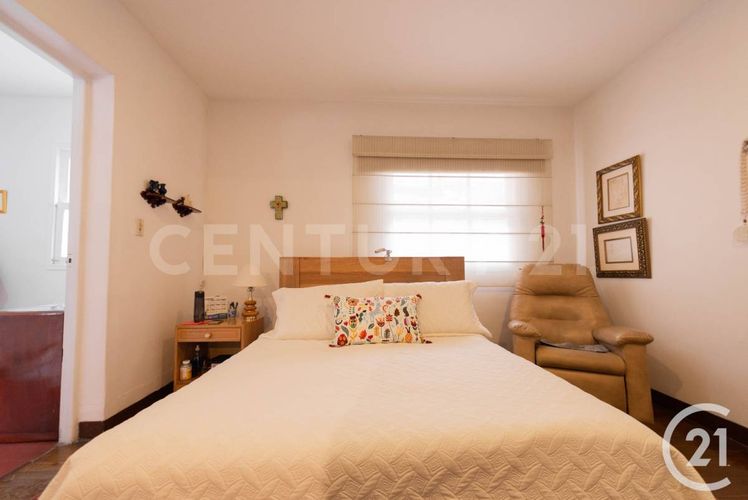 Casa de 6 alcobas en venta en Bolivariana, Medellín, 406 m² · foto 19 de 24