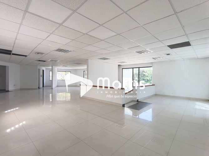 Local en arriendo en Manila, Medellín, 290 m² · foto 4 de 13