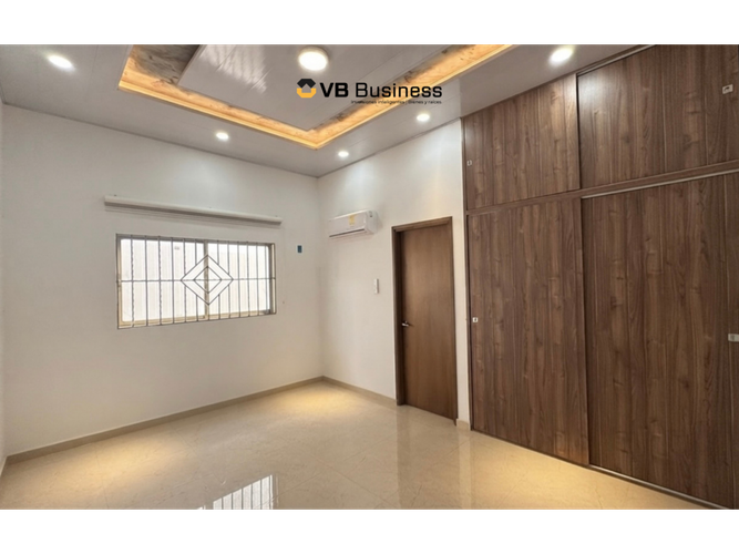 Casa de 4 alcobas en venta en El Poblado, Barranquilla, 450 m² · foto 9 de 13