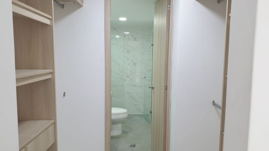 Apartamento de 4 alcobas en venta en La Florida, Medellín, 137 m² · foto 6 de 23
