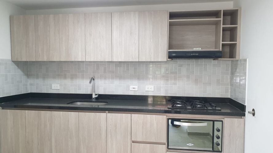 Apartamento de 4 alcobas en venta en La Florida, Medellín, 137 m² · foto 11 de 23