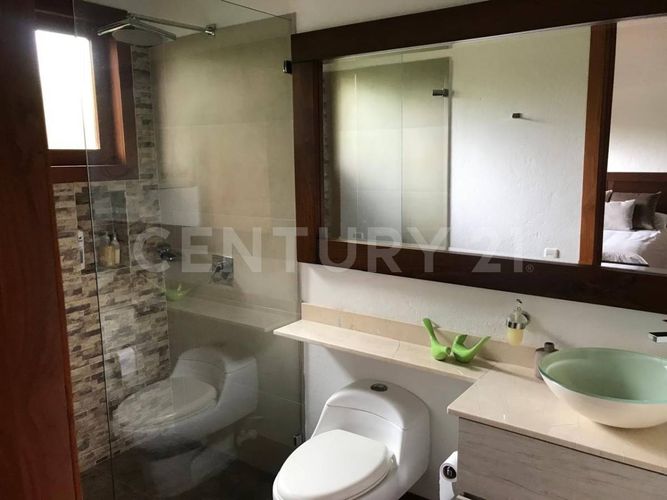 Casa de 4 alcobas en venta en Llano Grande, Rionegro, 350 m² · foto 18 de 22