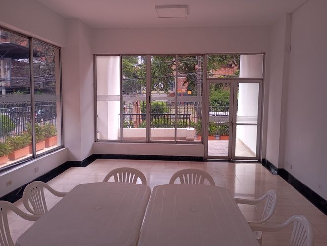 Apartamento de 3 alcobas en venta en Santa Teresita, Cali, 164 m² · foto 20 de 24