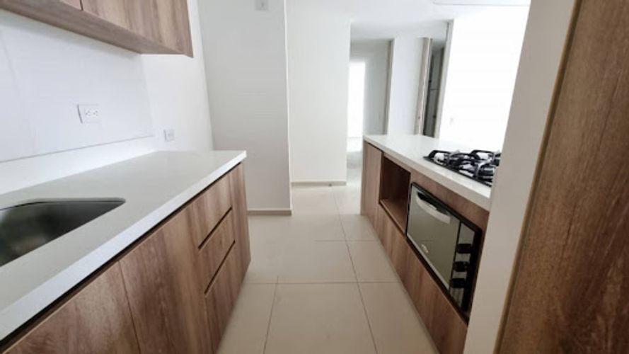 Apartamento de 2 alcobas en arriendo en Ciudad Del Río, Medellín, 85 m² · foto 4 de 20