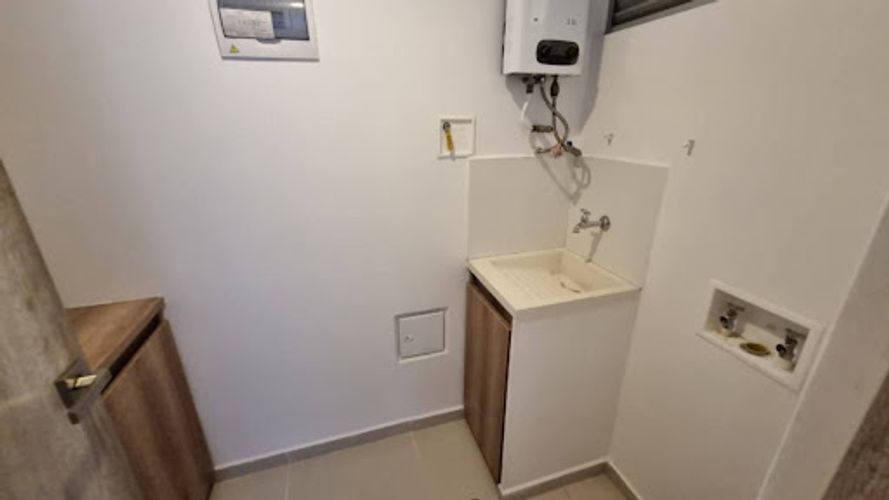Apartamento de 2 alcobas en arriendo en Ciudad Del Río, Medellín, 85 m² · foto 11 de 20