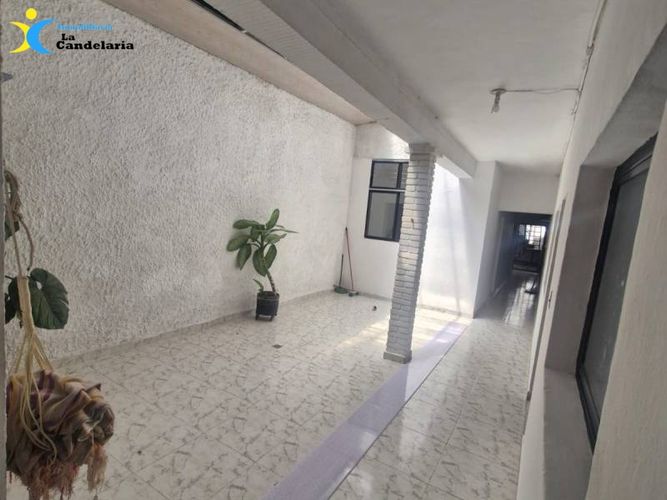 Casa de 8 alcobas en arriendo en El Salvador, Medellín, 245 m² · foto 5 de 24