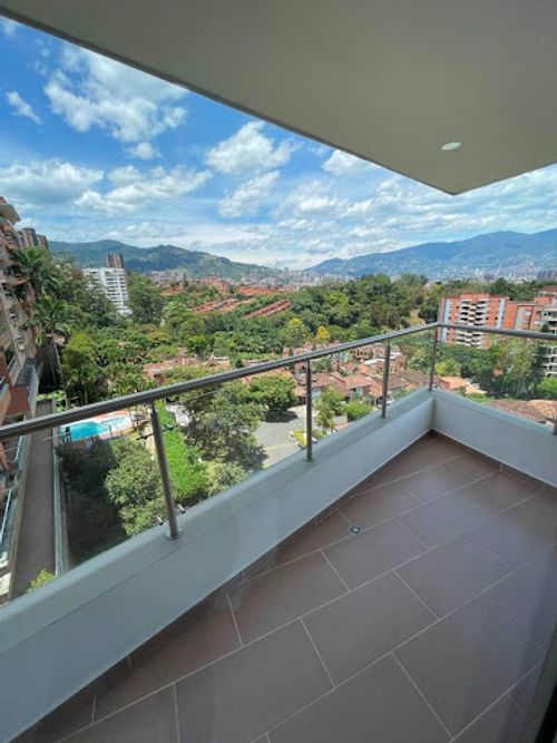 Apartamento de 3 alcobas en arriendo en Urbanizacion Fuentes De Zuñiga, Medellín, 140 m² · foto 4 de 22
