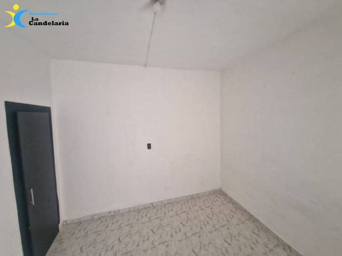 Casa de 8 alcobas en arriendo en El Salvador, Medellín, 245 m² · foto 12 de 24