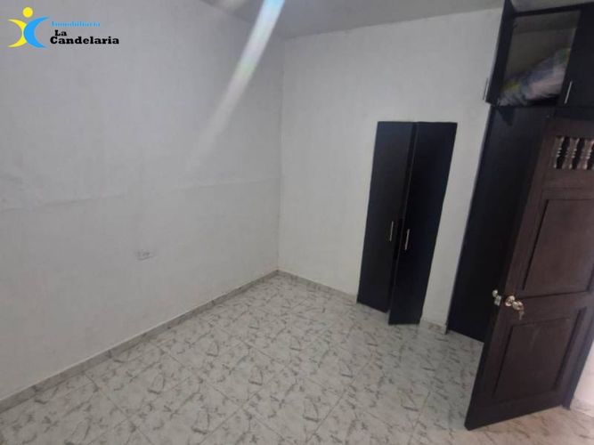 Casa de 8 alcobas en arriendo en El Salvador, Medellín, 245 m² · foto 14 de 24