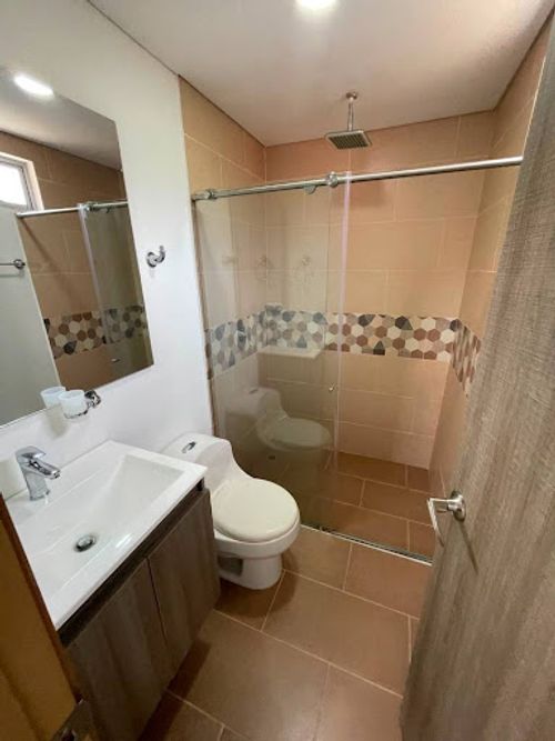 Apartamento de 3 alcobas en arriendo en Urbanizacion Fuentes De Zuñiga, Medellín, 140 m² · foto 21 de 22