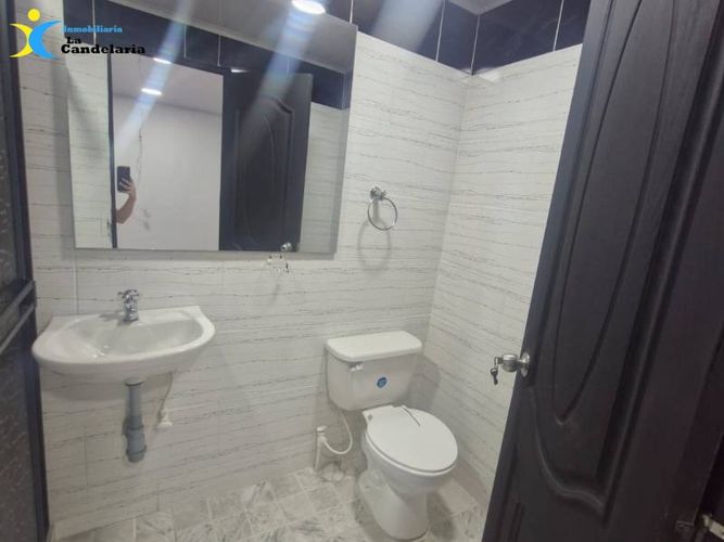 Casa de 8 alcobas en arriendo en El Salvador, Medellín, 245 m² · foto 22 de 24