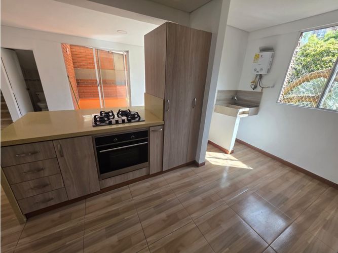 Apartamento de 4 alcobas en venta en Palma De Mollorca, Envigado, 133 m² · foto 17 de 24