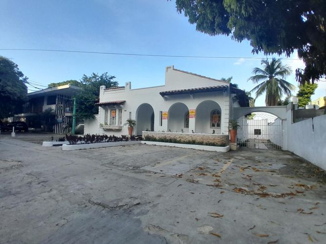 Casa de 8 alcobas en venta en El Prado, Barranquilla, 500 m² · foto 2 de 21