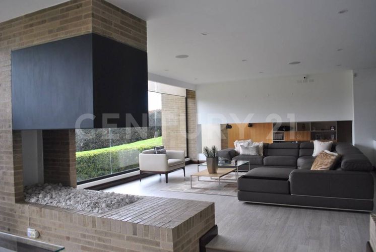 Casa de 4 alcobas en arriendo en Yerbabonita Bosque Nativo, Sopó, 360 m² · foto 6 de 21
