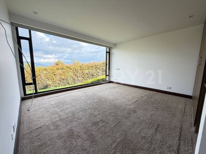 Casa de 4 alcobas en venta en Yerbabonita Bosque Nativo, Chía, 360 m² · foto 12 de 22