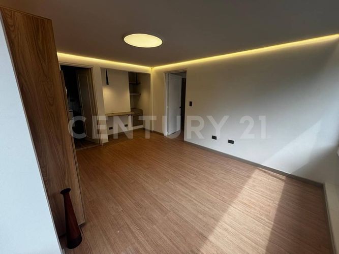 Apartaestudio en venta en Chico Norte, Bogotá, 46 m² · foto 8 de 9