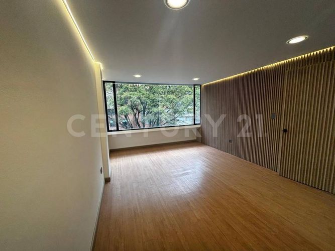 Apartaestudio en venta en Chico Norte, Bogotá, 46 m² · foto 9 de 9