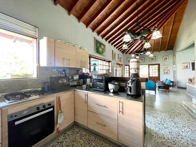 Casa de 4 alcobas en venta en Zuñiga, Envigado, 700 m² · foto 19 de 24