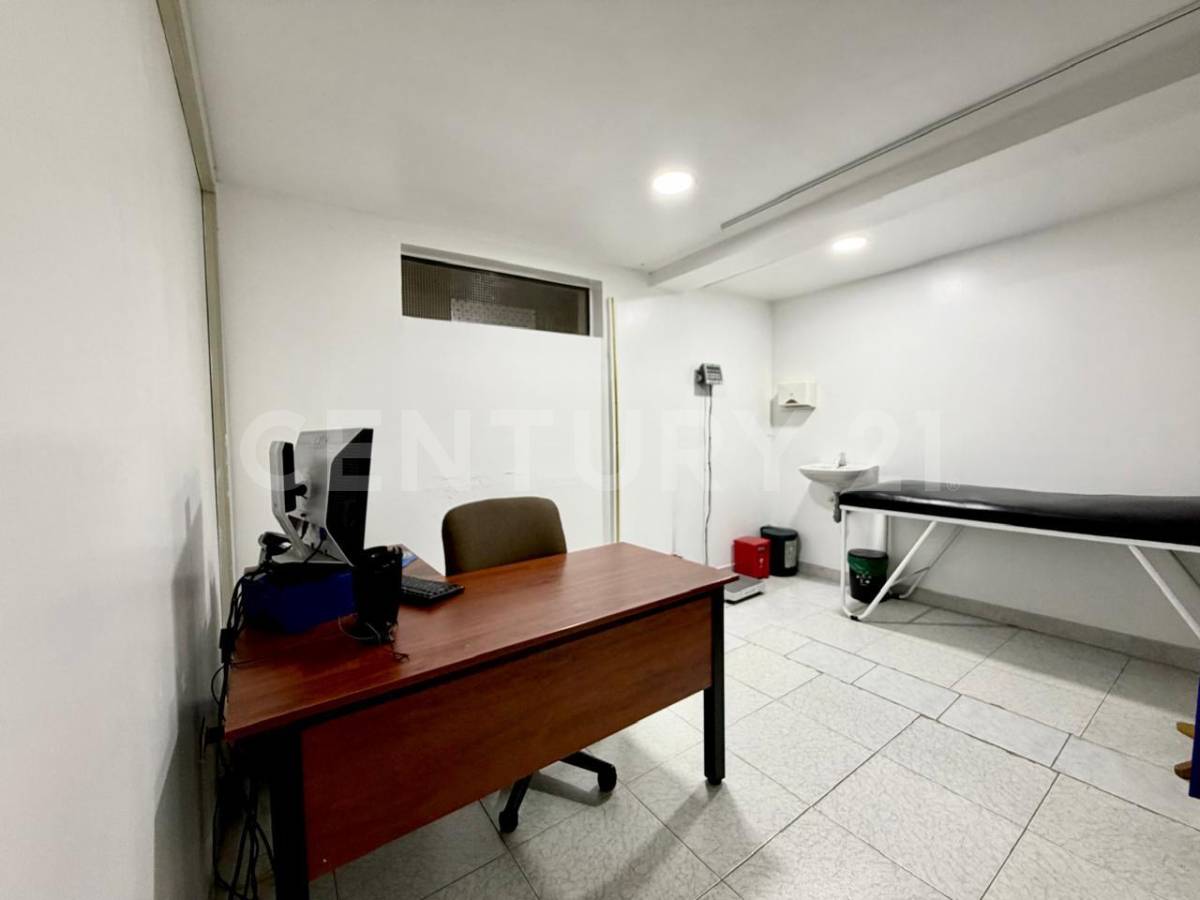 Casa en venta en Lago Gaitan, Bogotá · foto 17 de 20