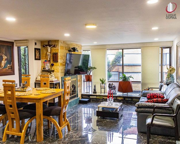 Apartamento de 3 alcobas en venta en Santa Barbara Central, Bogotá, 119 m² · foto 10 de 23