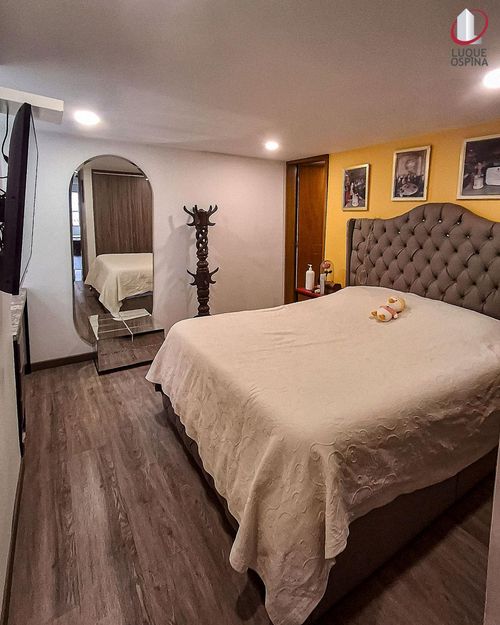 Apartamento de 3 alcobas en venta en Santa Barbara Central, Bogotá, 119 m² · foto 13 de 23