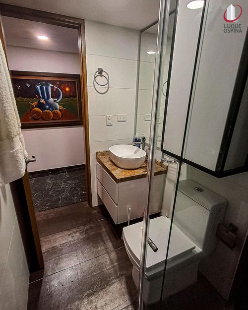 Apartamento de 3 alcobas en venta en Santa Barbara Central, Bogotá, 119 m² · foto 16 de 23
