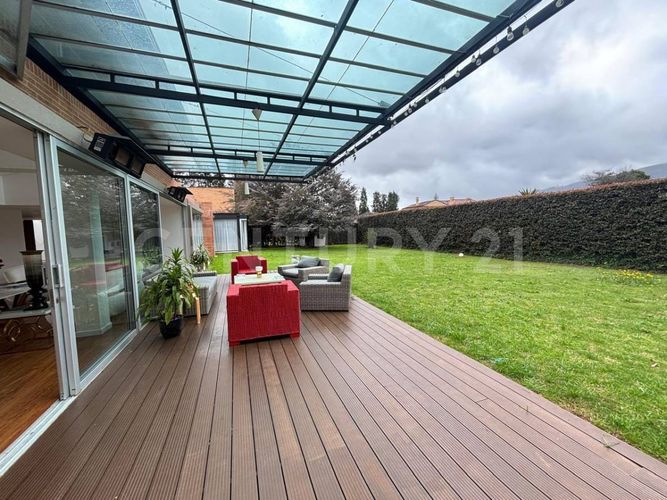 Casa de 4 alcobas en venta en Guaymaral, Bogotá, 334 m² · foto 6 de 19