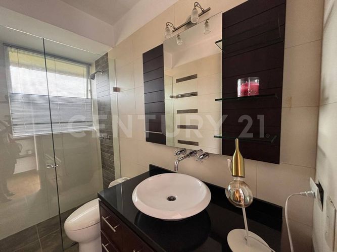 Casa de 4 alcobas en venta en Guaymaral, Bogotá, 334 m² · foto 11 de 19