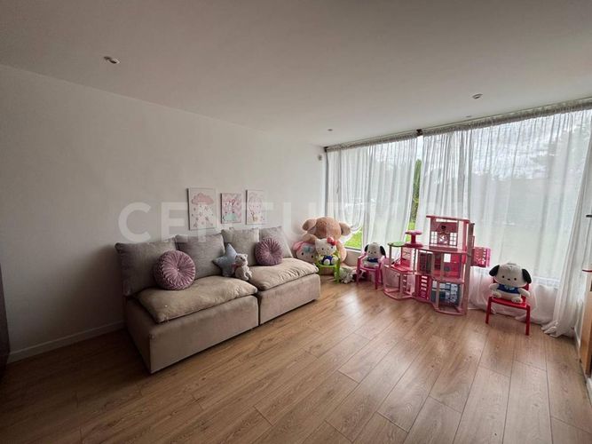 Casa de 4 alcobas en venta en Guaymaral, Bogotá, 334 m² · foto 16 de 19