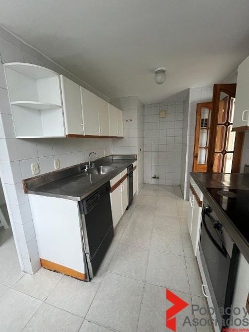 Apartamento de 3 alcobas en venta en Patio Bonito, Medellín, 147 m² · foto 7 de 24