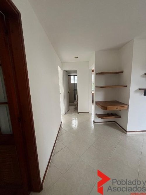 Apartamento de 3 alcobas en venta en Patio Bonito, Medellín, 147 m² · foto 11 de 24