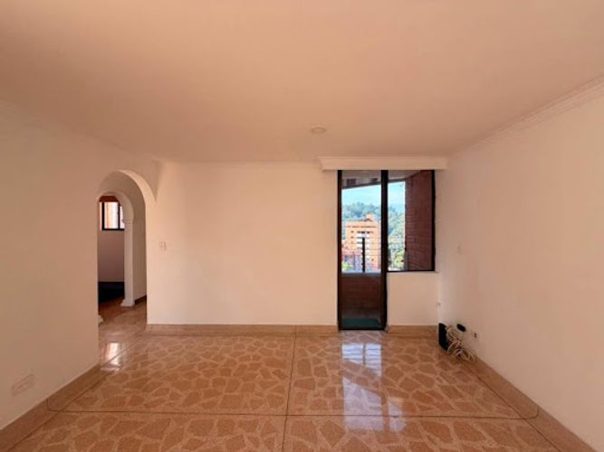 Apartamento de 3 alcobas en arriendo en La Pilarica, Medellín, 140 m² · foto 7 de 24