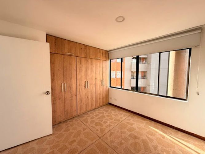 Apartamento de 3 alcobas en arriendo en La Pilarica, Medellín, 140 m² · foto 18 de 24