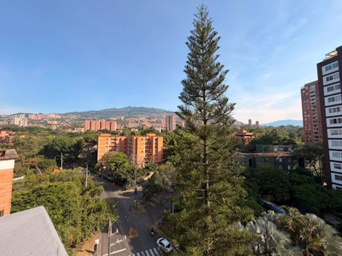 Apartamento de 3 alcobas en arriendo en La Pilarica, Medellín, 140 m² · foto 20 de 24