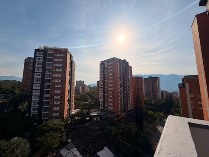 Apartamento de 3 alcobas en arriendo en La Pilarica, Medellín, 140 m² · foto 21 de 24