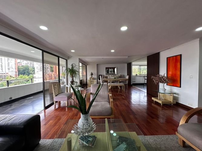 Apartamento de 4 alcobas en venta en El Poblado, Medellín, 280 m² · foto 5 de 20