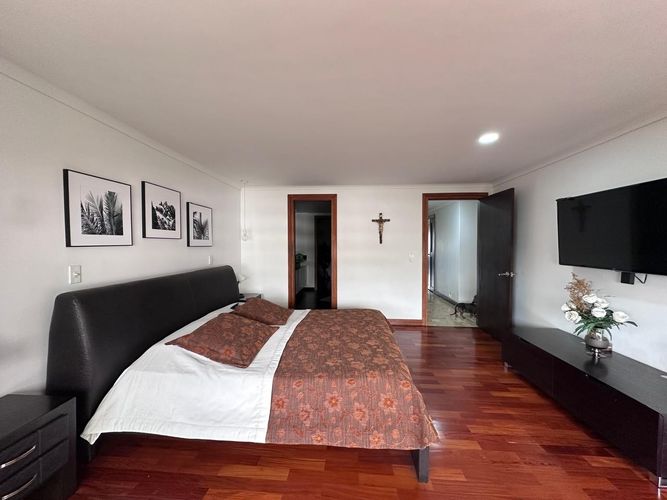 Apartamento de 4 alcobas en venta en El Poblado, Medellín, 280 m² · foto 10 de 20
