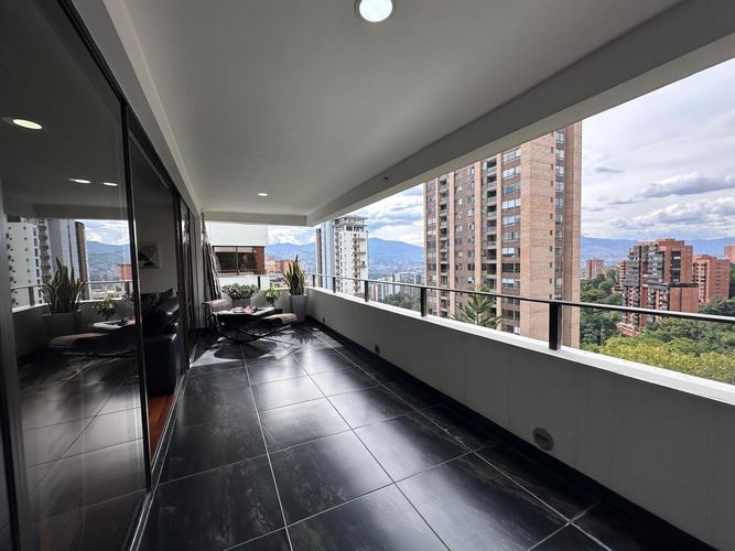 Apartamento de 4 alcobas en venta en El Poblado, Medellín, 280 m² · foto 20 de 20