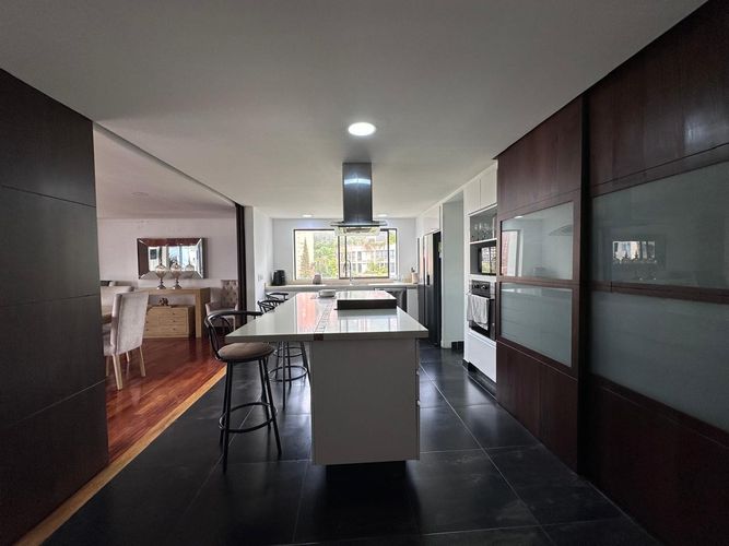 Apartamento de 4 alcobas en venta en El Poblado, Medellín, 280 m² · foto 8 de 20