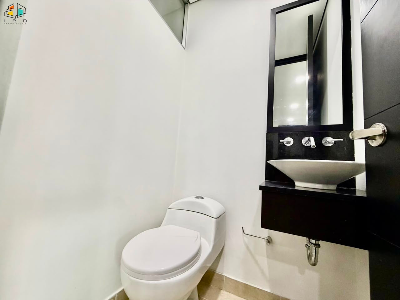 Apartaestudio en arriendo en Alejandria, Medellín · foto 23 de 24